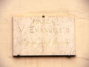 Piazza V. Emanuele II - Piaza dul Conti