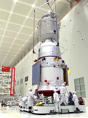 Shenzhou spacecraft assembly