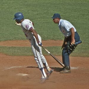 Steven Henderson and Nick Colosi - Sep 3, 1978 (cropped)