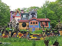 The main house at Luna Parc as seen in 2018.jpg