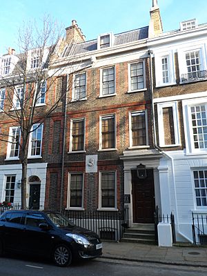 Thomas Carlyle House - 24 Cheyne Row Chelsea London SW3 5HL