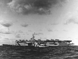 USS Guadalcanal (CVE-60) lying alongside captured U-505