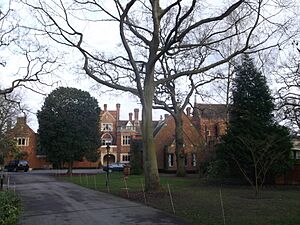 Warren House, Coombe, Kingston upon Thames-geograph-3300669-by-David-Anstiss 01