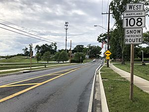 2019-06-17 16 36 20 View west along Maryland State Route 108 (Laytonsville Road) just west of Willow Lane in Laytonsville, Montgomery County, Maryland