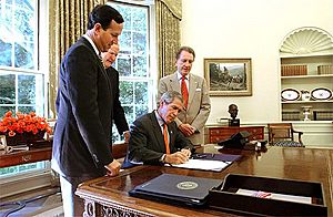 Bush signs Flight 93 National Memorial Act