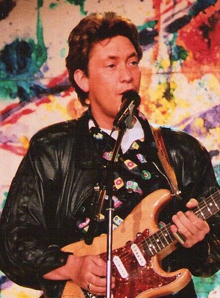 Chris Rea personal picture (cropped2)