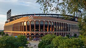 Citi Field (48613685207).jpg