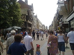 Cornmarket street from the broad street end