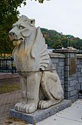 Cristoforo Colombo Park lion statue
