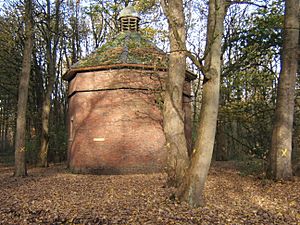 Dovecote at Lytham hall (geograph 3295133)