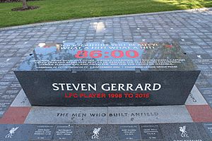 Gerrard plinth, 96 Avenue