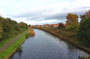 Leeds-Liverpool Canal Rimrose Valley (October 2017)