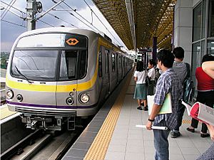 MRT-2 Train Santolan 1