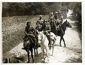 Meerut Cavalry Brigade on the march near Fenges, France (Photo 24-210)