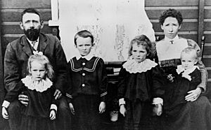 Mr T. J. Kingston and family, first storekeepers of Memerambi, circa 1910