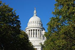 Rhode Island State House Top AD
