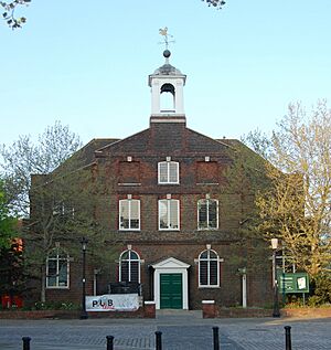 St George's Church, St George's Square, Old Portsmouth (NHLE Code 1387161) (April 2019) (1)