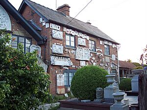 Stonemason's Museum, Great Bedwyn - geograph.org.uk - 479033
