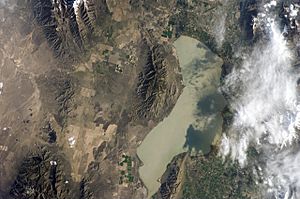 Utah Lake satellite view