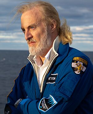 VVescovo at the Calypso Deep Prior to Diving Feb 2020 (cropped).jpg