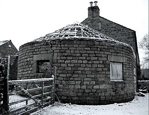 Wheelhouse at Hudsons Barn, Burn Bridge 016b