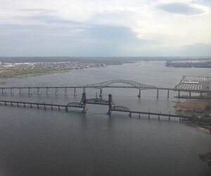 2014-05-07 16 26 18 View of the Newark Bay Bridge from an airplane heading for Newark Airport-cropped
