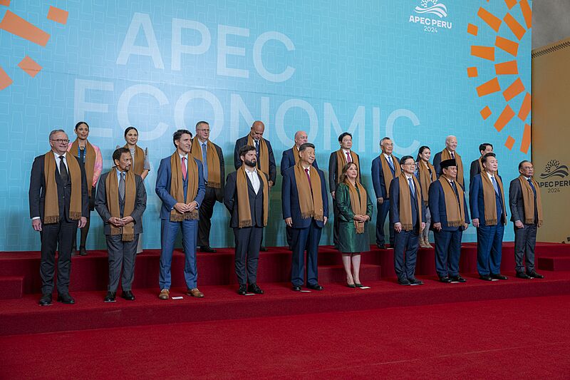 APEC Peru 2024 family photo