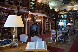 Austria - Schloss Leopoldskron Library - 2805