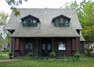 Charles Noyes Cottage 3