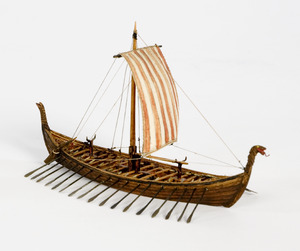Fartygsmodell-OSEBERGSKEPPET - Sjöhistoriska museet - S 1620