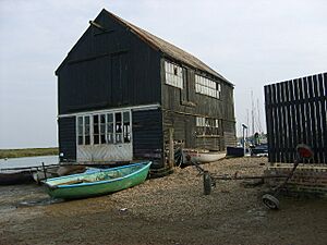 Granary at Tollesbury Hard - geograph.org.uk - 396998