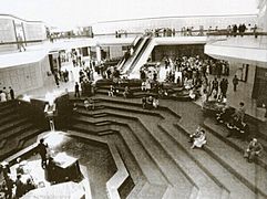 Grand opening of Lakeforest Mall in Gaithersburg, Maryland (1978)