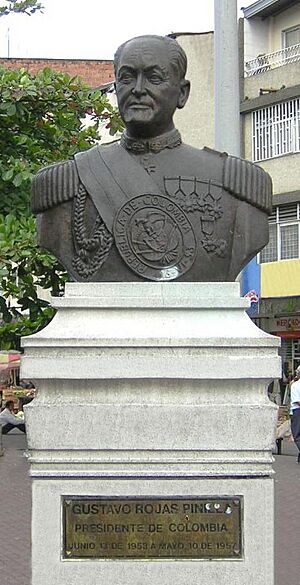 Gustavo Rojas Pinilla-Busto-Medellin