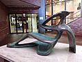 HK 香港理工大學 PolyU 紅磡 Hung Hom 鍾士元樓 Chung Sze Yuen Building 蔣震劇場 Chiang Chen Studio Theatre May 2019 SSG Bronze statue 08