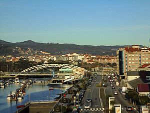 Pontevedra Capital Avenida de Orillamar y puente de las Corrientes