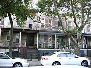 RIDGEWOOD-GLENDALE-FRESH POND 188