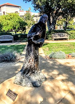 Saint Clare statue in CA