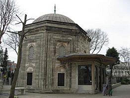 Sultan Bayezid II tomb March 2008