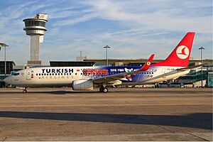 Turkish Airlines Boeing 737-800 FIBA Karakas