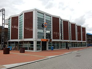 White Hart Lane stn new eastern building2