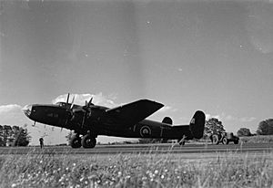 102 Squadron Halifax at RAF Pocklington WWII IWM CH 10776