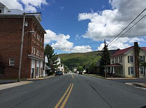 2016-05-19 14 41 46 View east along Main Street (U.S. Route 250) between Mill Alley and Spruce Street in Monterey, Highland County, Virginia