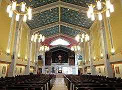 2019 Cathedral of Saint Thomas More interior - Arlington 01