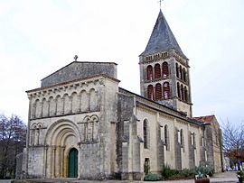 Église Notre-Dame d'Aillas