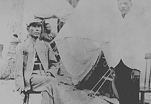 Apolinario-Mabini-sits-outside-his-tent-in-Guam-1902