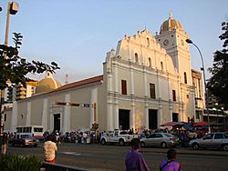Catedral de Maracay2.jpg