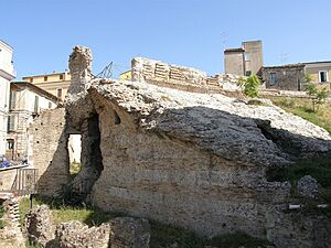 Chieti -teatro romano- 2008 by RaBoe001