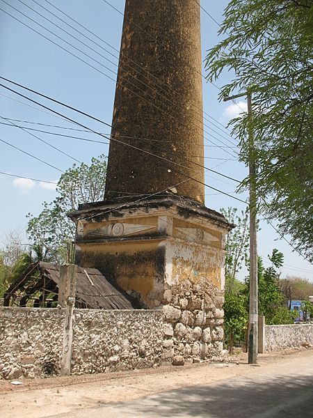 Citincabchén, Yucatán - Chimney detail