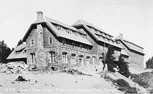 Crater Lake Lodge at Crater Lake National Park, Oregon, between 1915 and 1920 (AL+CA 1777)