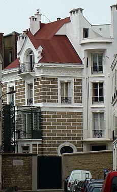 Dalida, dom, Montmartre, 2014.09.05 (cropped)